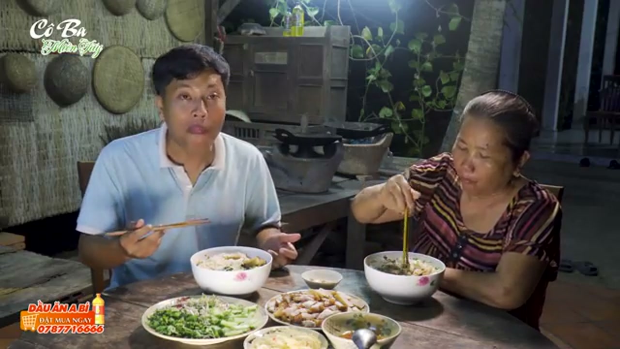 Bún thịt & gỏi đu đủ xanh chua giòn dễ làm - Cô Ba Miền Tây