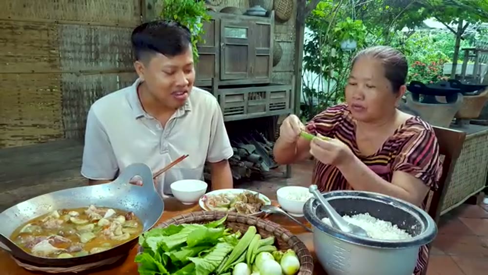 Cá kho mắm ruốc rau vườn - Cô Ba Miền Tây
