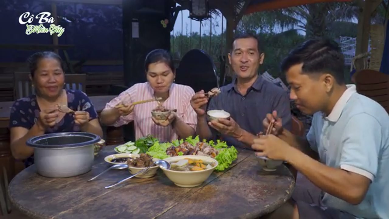 Vịt nướng lu chín đều, da giòn thơm ngon - Cô Ba Miền Tây - thành phẩm